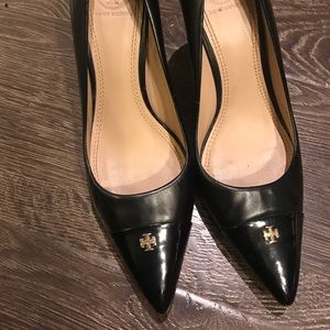 Tory Burch Black Cap toe heels - 8